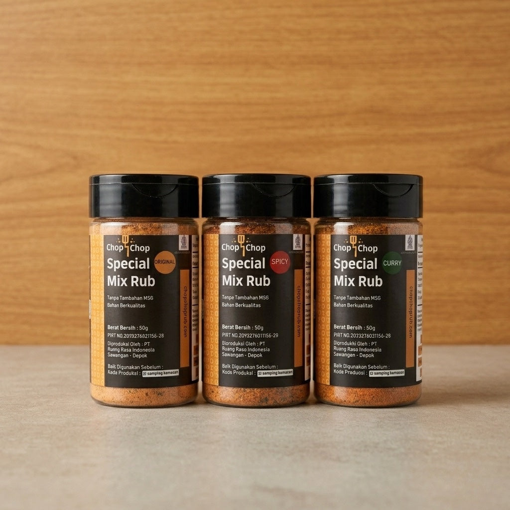 Tiga botol Special Mix Rub 50 gram rasa Original, Spicy, dan Curry berjajar